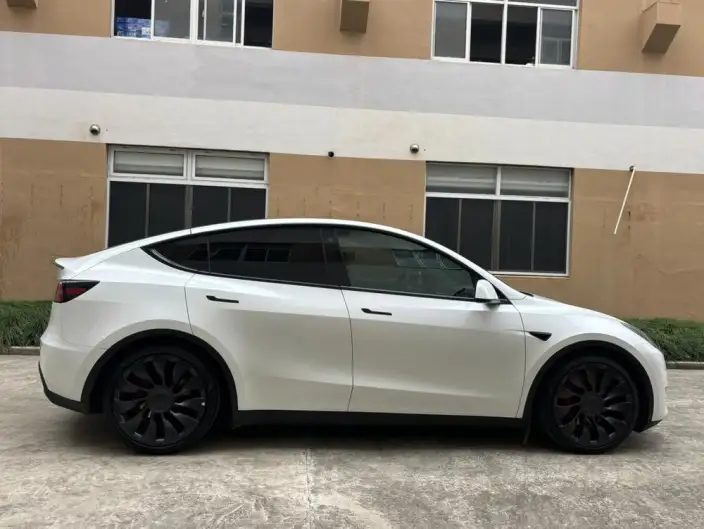 Model Y 2022 Model Performance High performance All-wheel drive version – фото 7