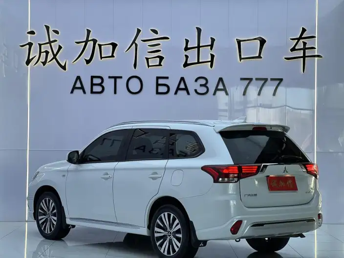 Mitsubishi Outlander 2021 Model 2.0L 2WD Smooth Ride Edition 5 seat