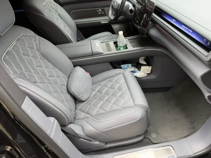NIO ES8 2026 Model VI seat Executive Signature Edition – фото 9