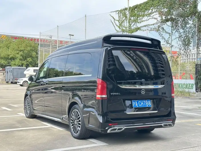 Mercedes-Benz V-Class 2022 Model V 260 Pilot Edition