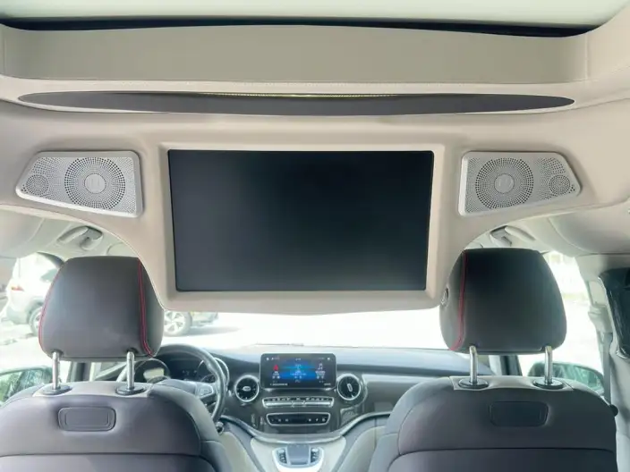 Mercedes-Benz V-Class 2022 Model V 260 Pilot Edition – фото 10