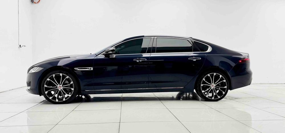 Jaguar XFL Модель 2020 года 2.0T P250 4WD Exclusive Edition