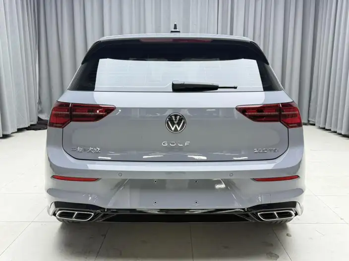 Volkswagen Golf 2021 Model 280TSI DSG R-Line – фото 5