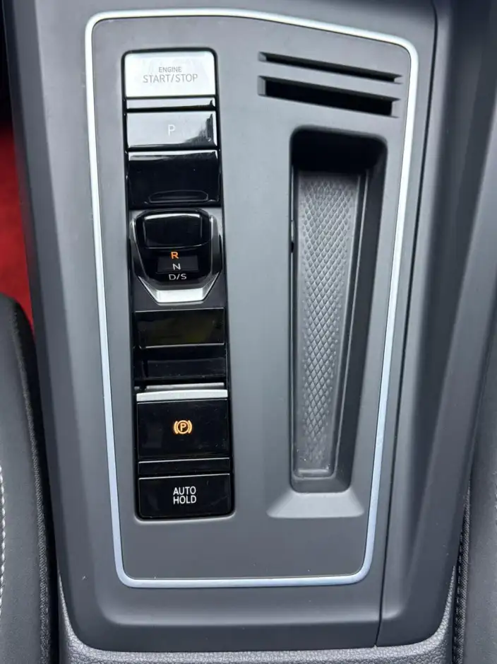 Volkswagen Golf 2021 Model 280TSI DSG R-Line – фото 10