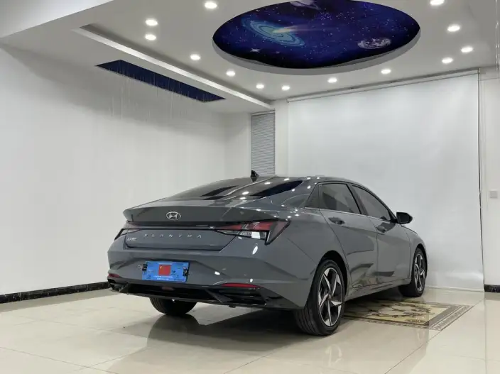 Hyundai Ioniq 2022 Model 1.5L CVT GLX Elite Edition – фото 6
