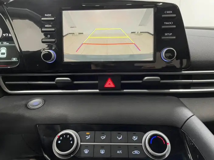 Hyundai Ioniq 2022 Model 1.5L CVT GLX Elite Edition – фото 10