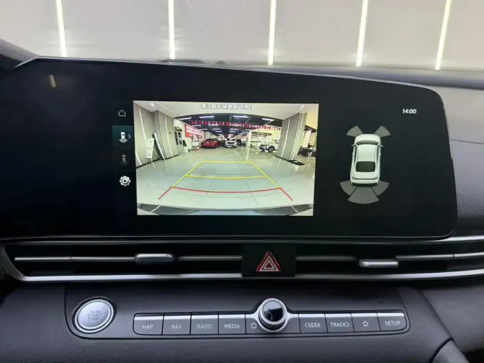 Hyundai Ioniq 2023 Model 1.5L CVT LUX Premium Edition – фото 10