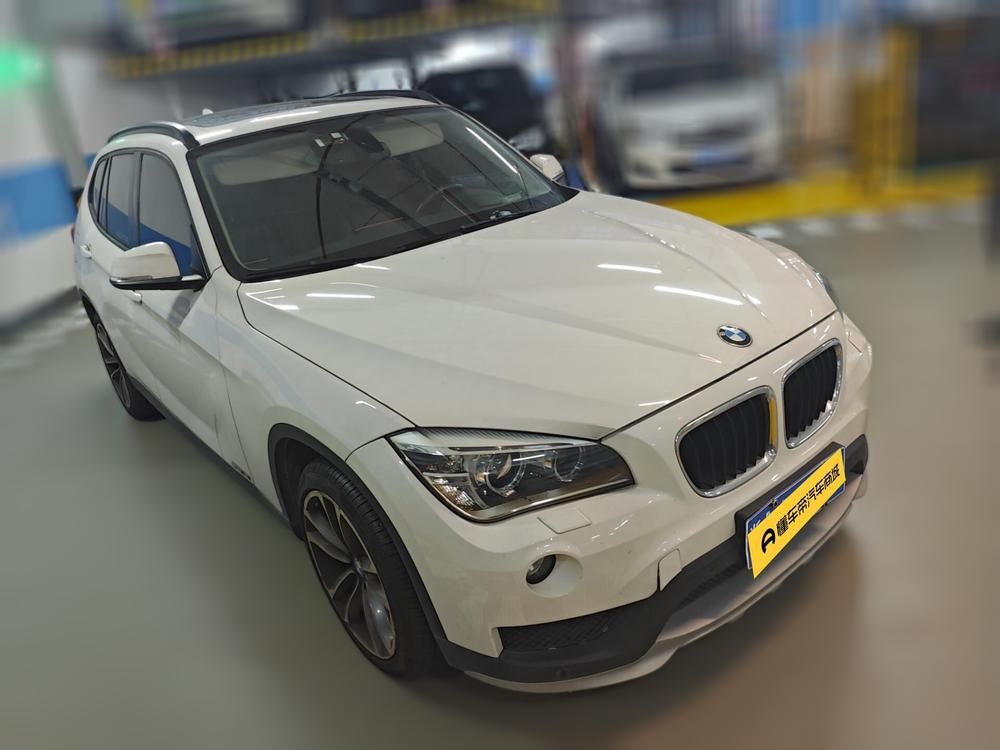 BMW X1 2015 модификация sDrive18i Leading Джин Class Edition – фото 3