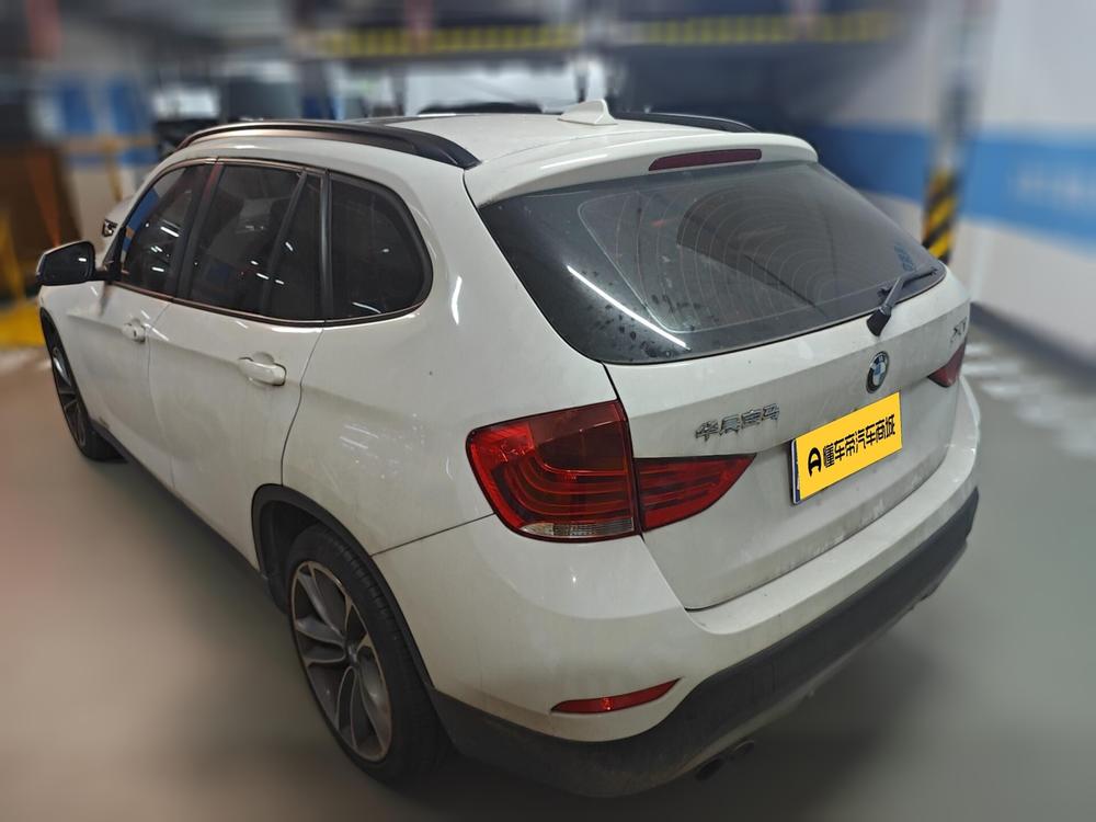 BMW X1 2015 модификация sDrive18i Leading Джин Class Edition – фото 4