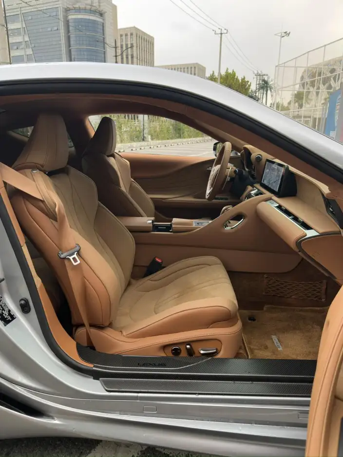 Lexus LC 2023 Model 500h Sports Edition – фото 8