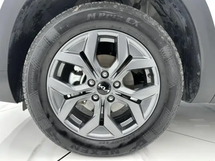 Kia Seltos 2023 Model 1.5L IVT Deluxe Edition – фото 7