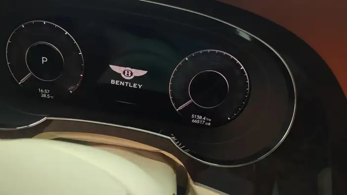Bentayga 2024 Model 4.0T V8 – фото 9