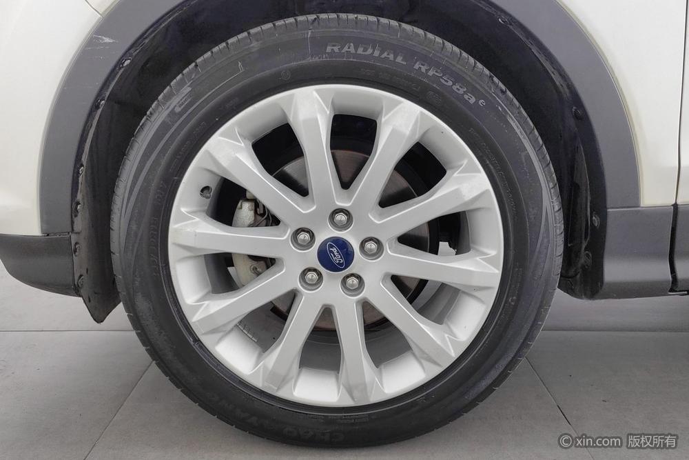 Ford Kuga 2015 1.5L GTDi 2WD Fashion – фото 9