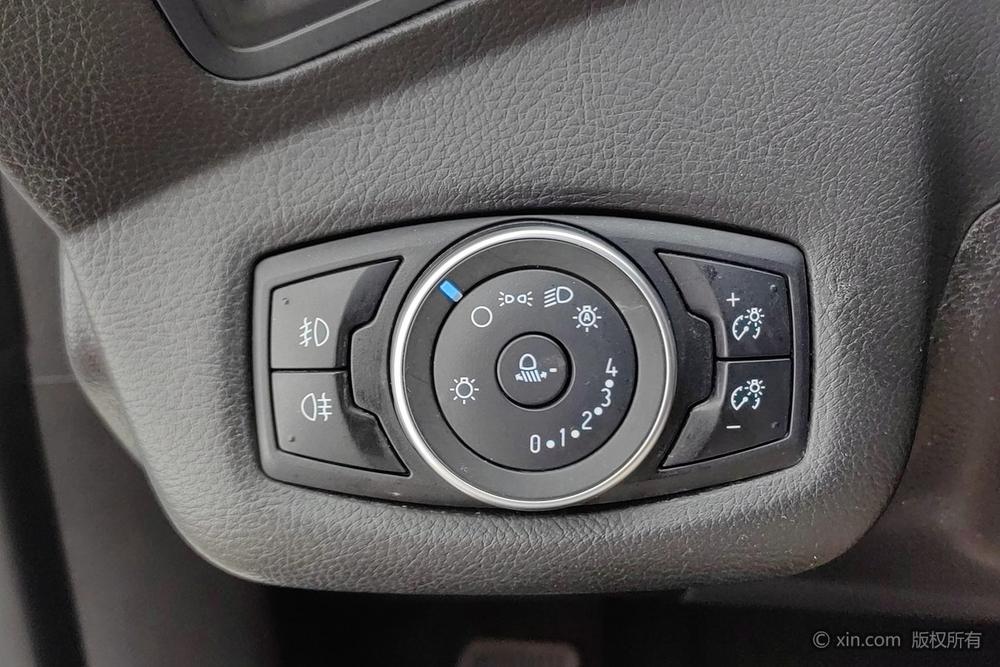 Ford Kuga 2015 1.5L GTDi 2WD Fashion – фото 15