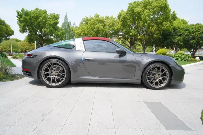 PORSCHE 911 2022 Model Targa 4 3.0T – фото 8