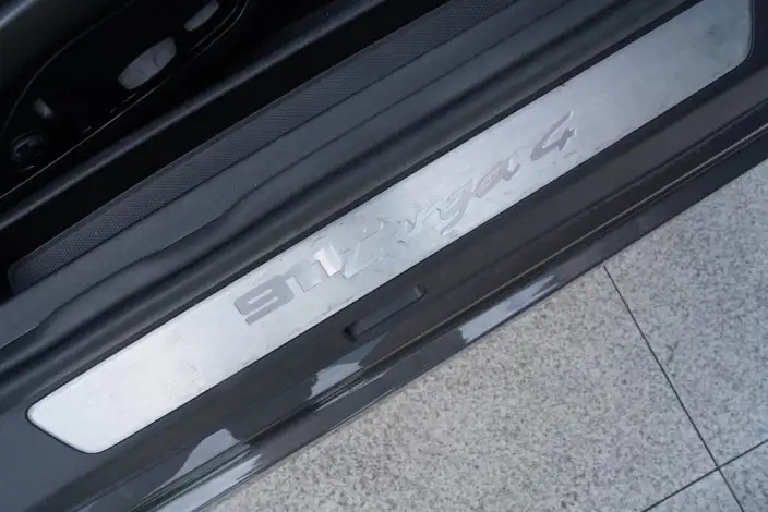 PORSCHE 911 2022 Model Targa 4 3.0T – фото 9