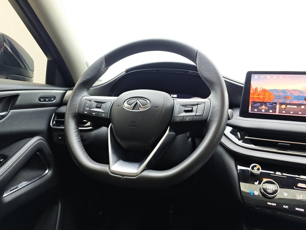 In f initi QX60 Модель 2022 года 2.0T 4WD Deluxe Edition – фото 16