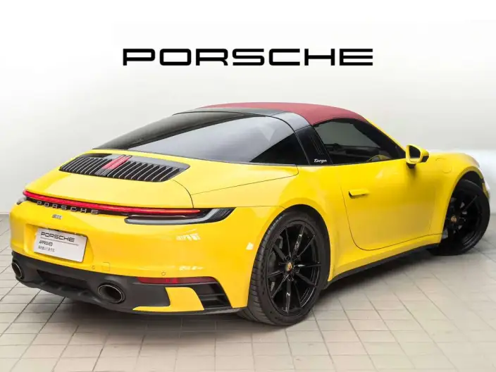 PORSCHE 911 2022 Model Targa 4 3.0T – фото 7