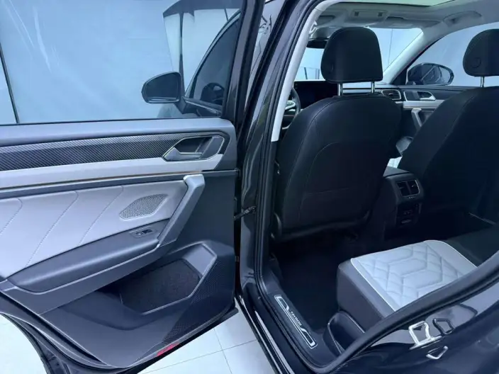Volkswagen Tayron 2023 Model 280TSI 2WD Luxury Plus Advanced version – фото 7