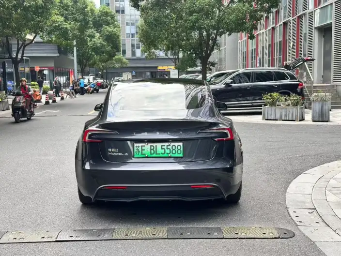 Model 3 2025 Model Rear-wheel drive version – фото 5