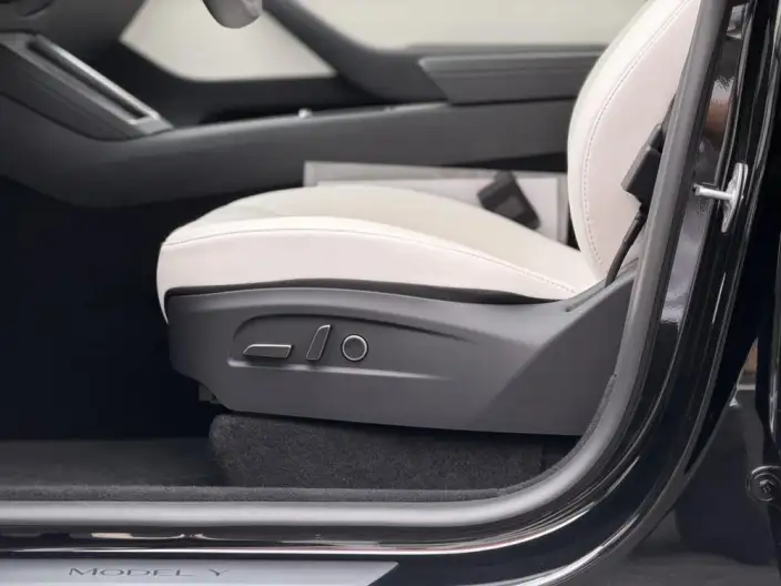 Model Y 2025 Model Long Battery Life Pro Rear-wheel drive version – фото 10