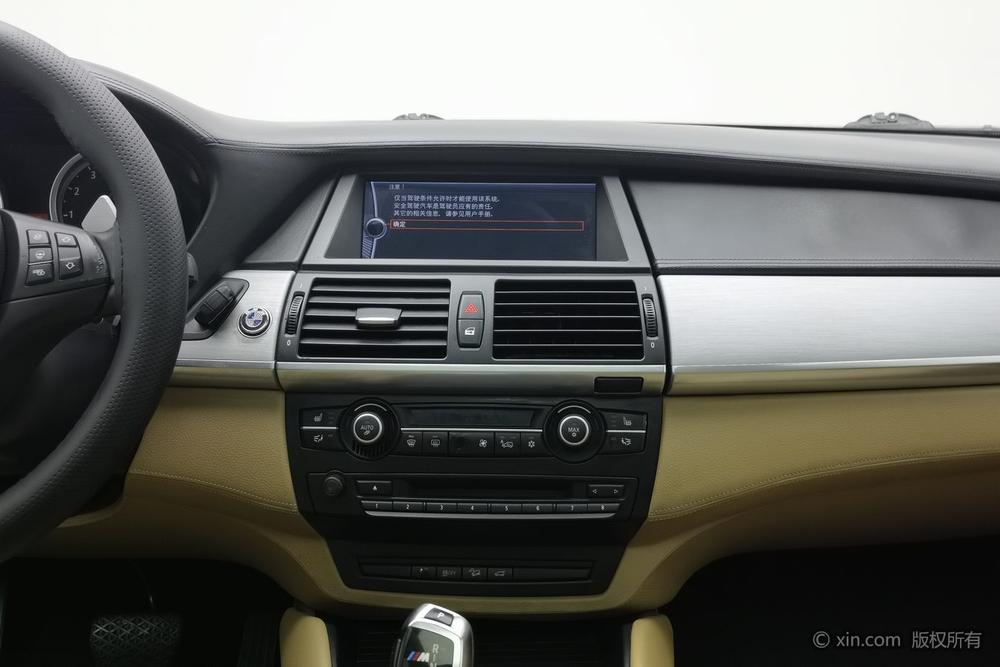 BMW X6 M 2010 модификация X6 M – фото 9