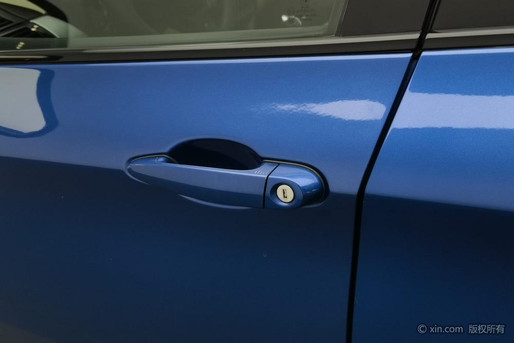 BMW X6 M 2010 модификация X6 M – фото 11