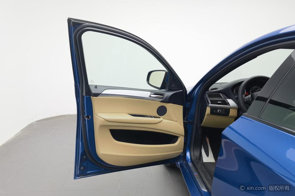 BMW X6 M 2010 модификация X6 M – фото 22
