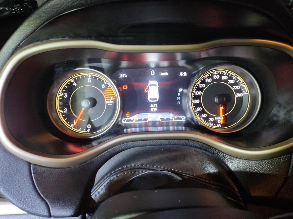 Jeep Cherokee 2017 2.0L Superior – фото 6