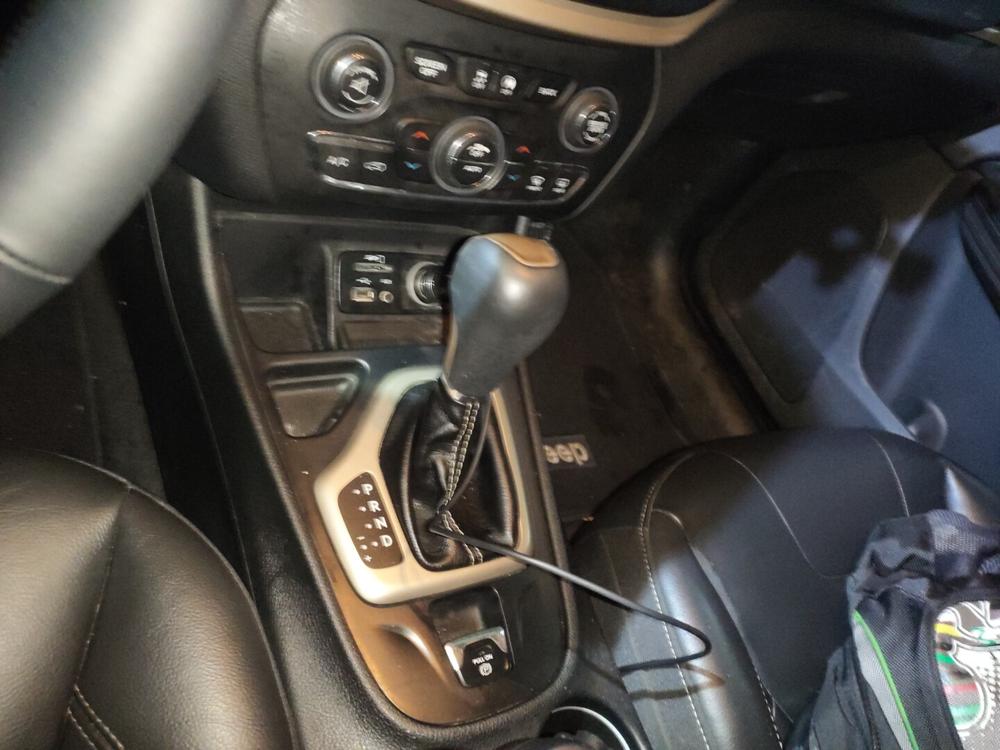 Jeep Cherokee 2017 2.0L Superior – фото 9