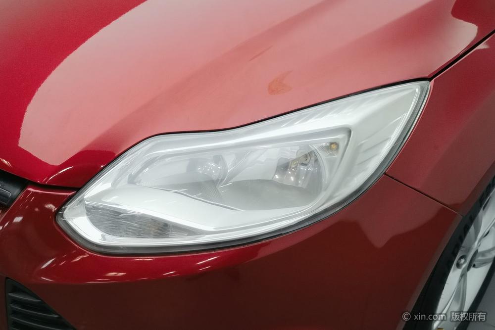 Ford Focus 2012 Hatchback 1.6L Automatic Style – фото 7