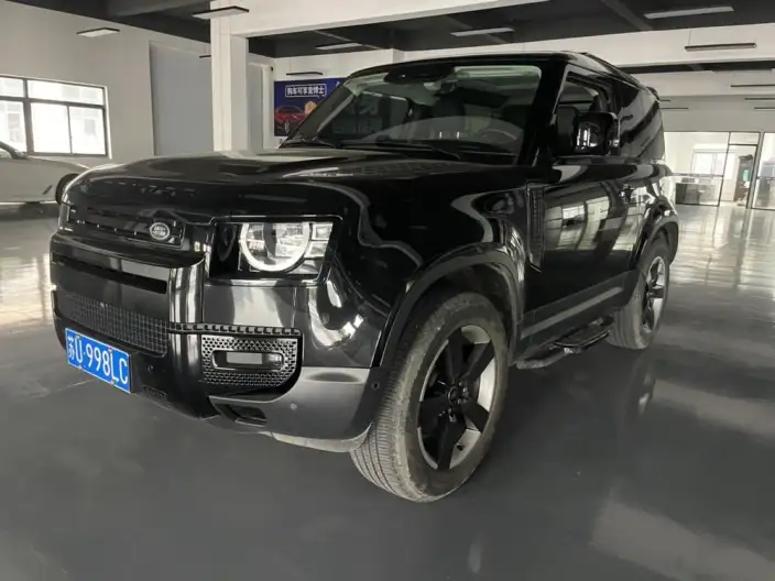 Land Rover Defender 2024 Model 90 2.0T P300 S