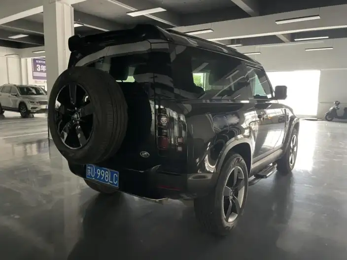 Land Rover Defender 2024 Model 90 2.0T P300 S – фото 6