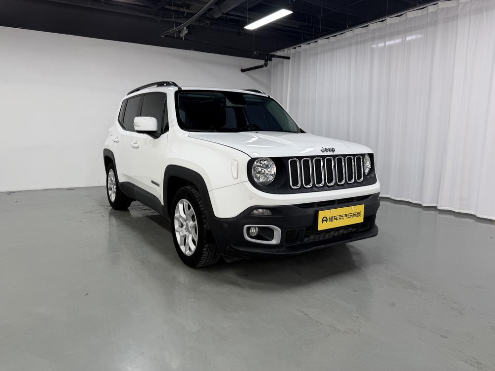 Jeep Renegade 2017 180T Automatic Energy – фото 3