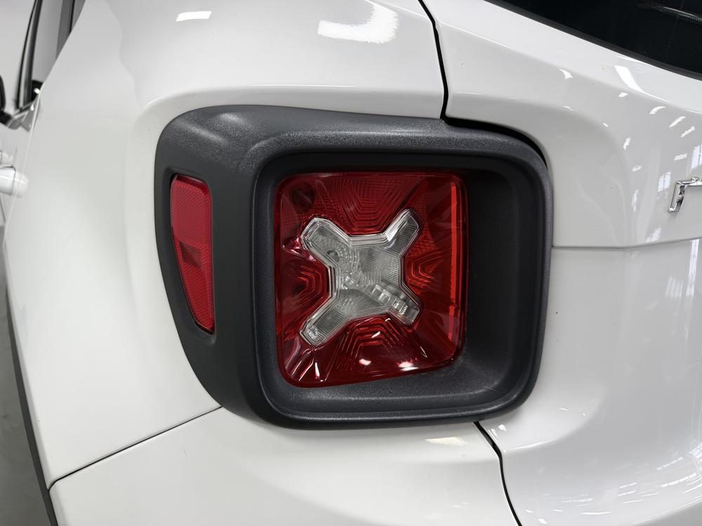 Jeep Renegade 2017 180T Automatic Energy – фото 13