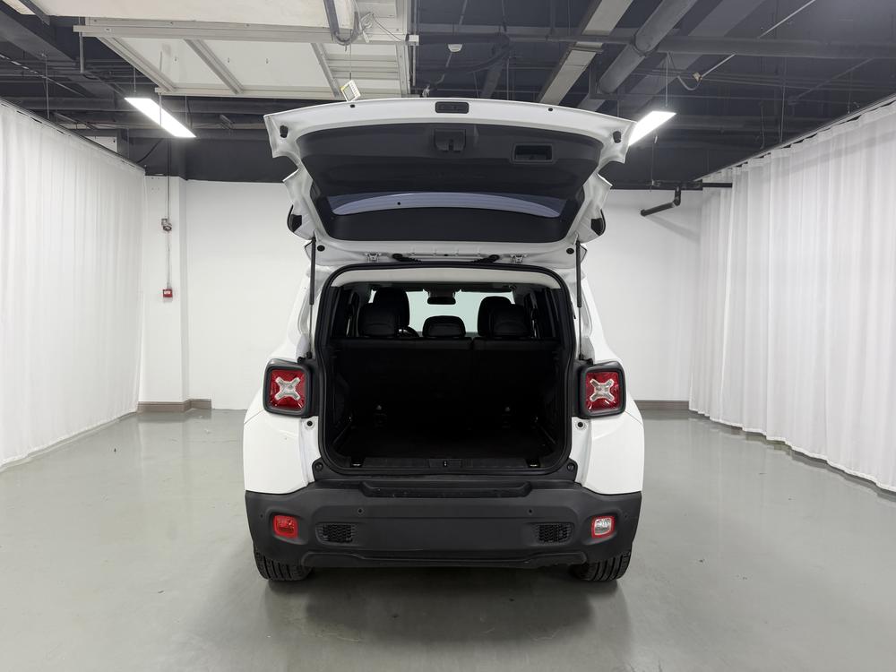 Jeep Renegade 2017 180T Automatic Energy – фото 20