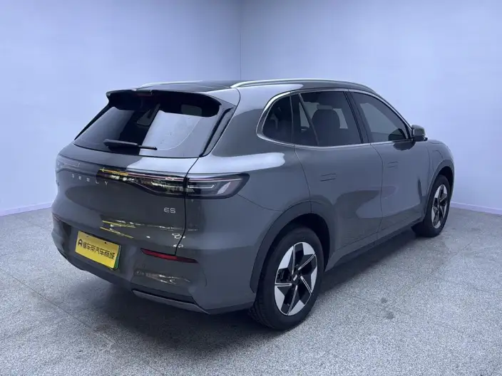 Geely Galaxy E5 2026 Model 610km Tiggo + Edition – фото 7