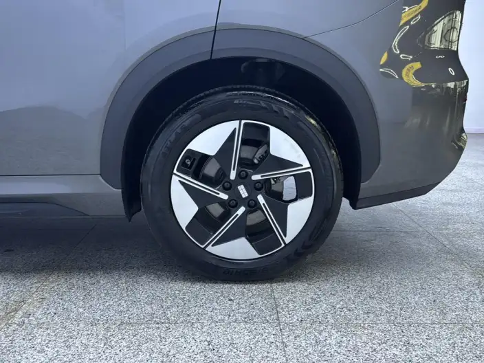 Geely Galaxy E5 2026 Model 610km Tiggo + Edition – фото 9