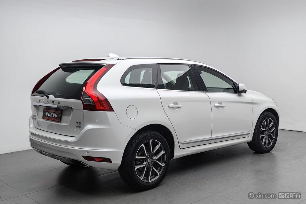 Volvo XC60 2016 модификация T5 AWD Smart JMC Edition