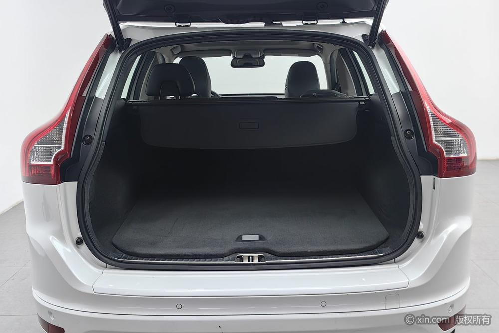 Volvo XC60 2016 модификация T5 AWD Smart JMC Edition – фото 23