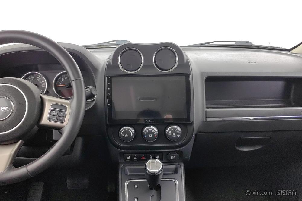 Jeep Patriot 2015 модификация 2.4L Luxury Навигация Edition – фото 12