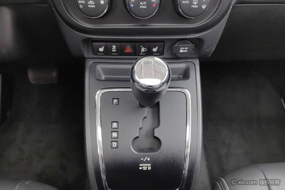 Jeep Patriot 2015 модификация 2.4L Luxury Навигация Edition – фото 15