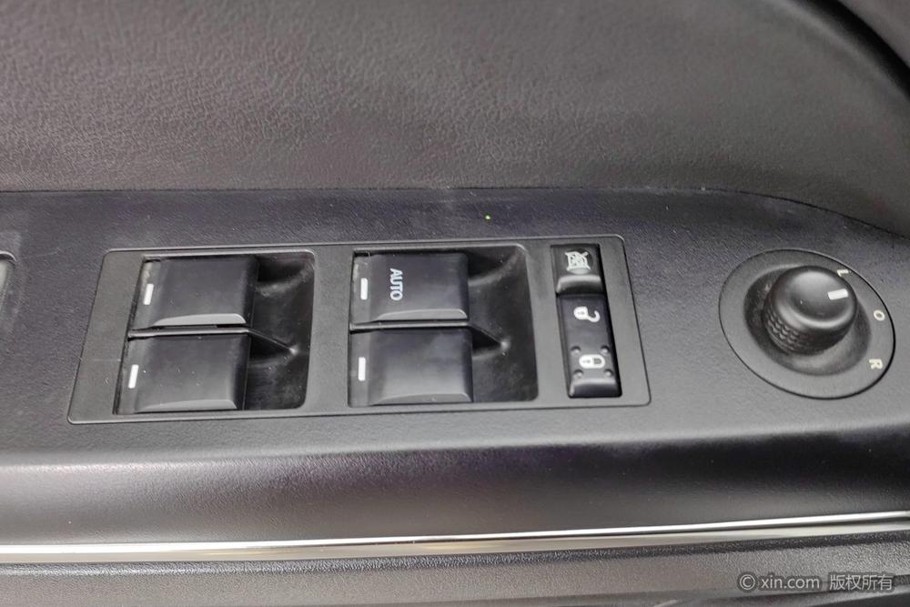 Jeep Patriot 2015 модификация 2.4L Luxury Навигация Edition – фото 22