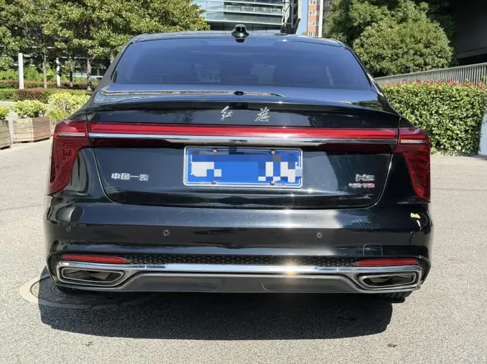 Hongqi H5 2023 Model 2.0T Automatic Smart Flag Enjoy Edition – фото 5