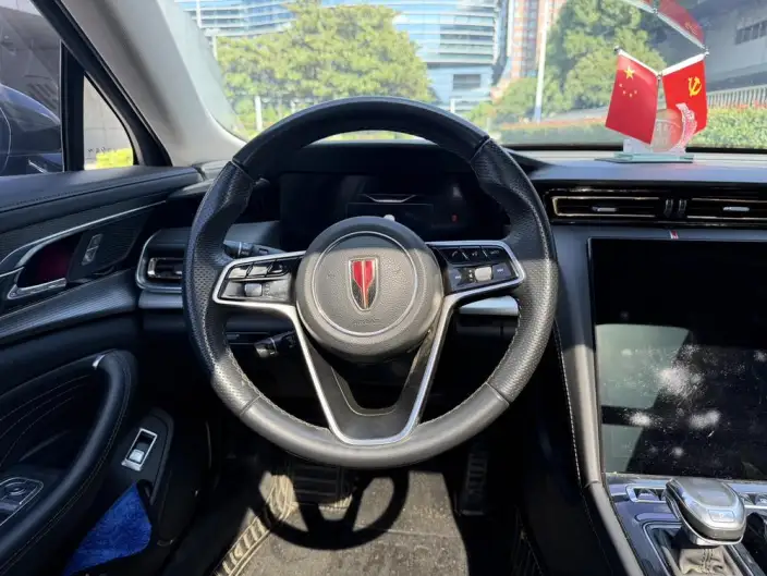 Hongqi H5 2023 Model 2.0T Automatic Smart Flag Enjoy Edition – фото 10