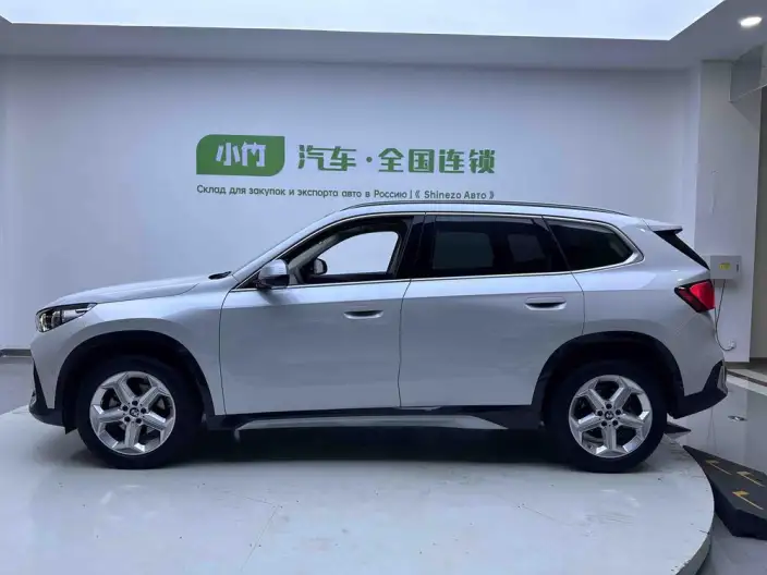 BMW X1 2023 Model sDrive20Li X Design Set – фото 4
