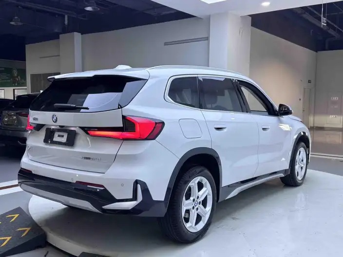 BMW X1 2023 Model sDrive20Li X Design Set – фото 7