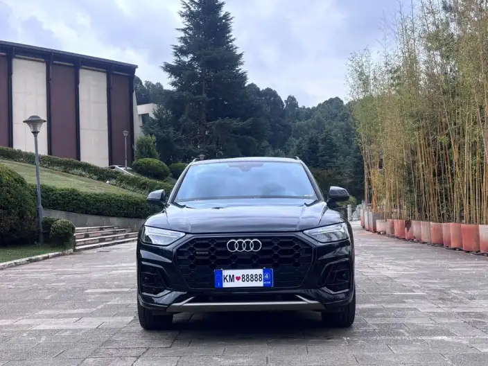 Audi Q5L 2023 Model 45T Luxury Dynamic Model – фото 2