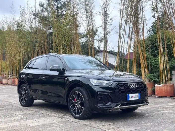 Audi Q5L 2023 Model 45T Luxury Dynamic Model – фото 3