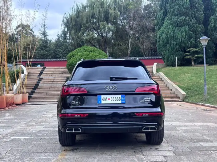 Audi Q5L 2023 Model 45T Luxury Dynamic Model – фото 6
